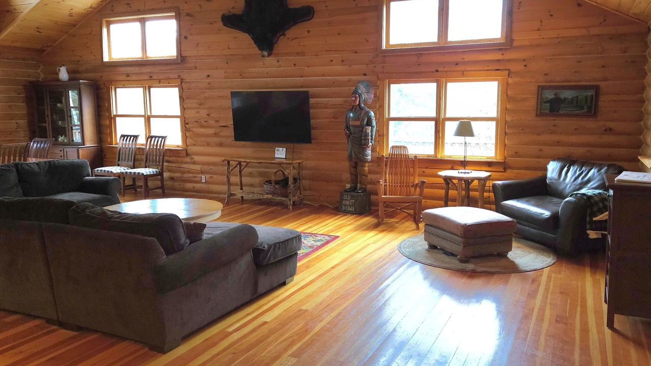 Photo of Livingroom in Hayward