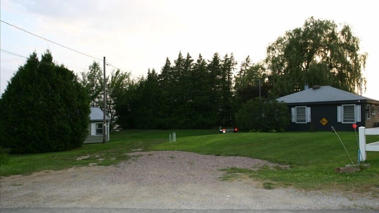 Photo of Others in Malletts Bay