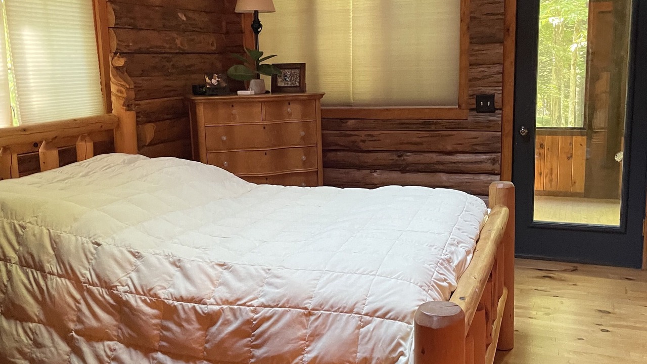 Photo of Bedroom in Wauksaukee