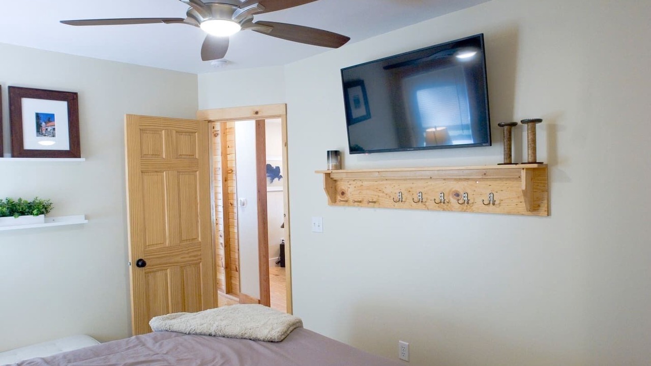 Photo of Bedroom in Spring Lake