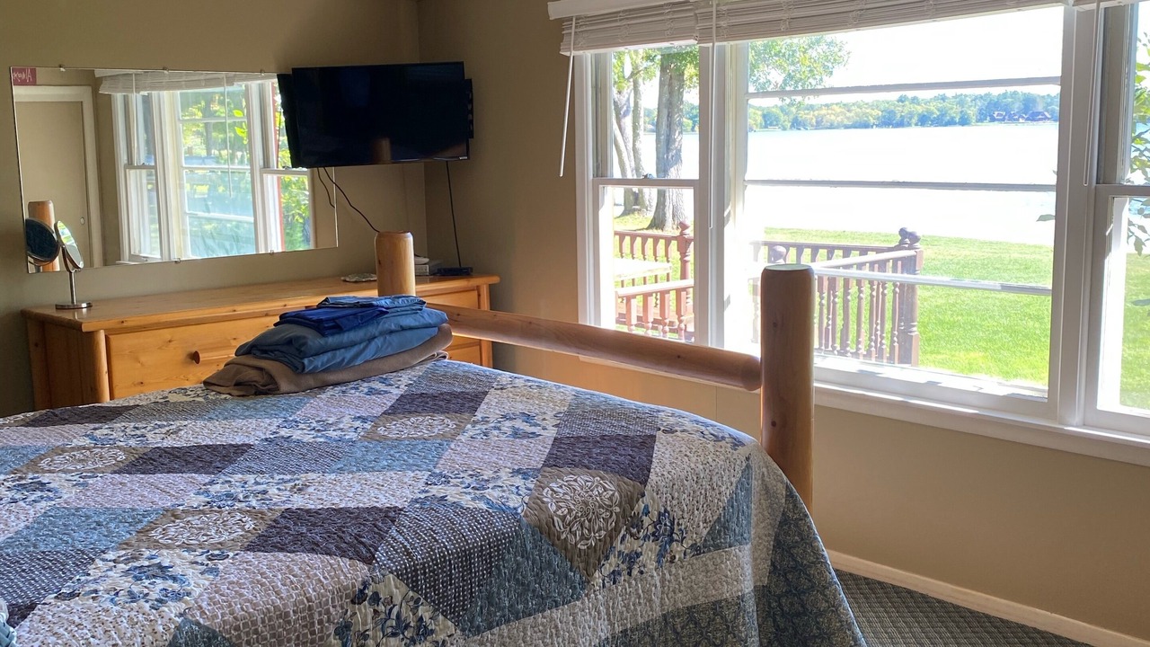 Photo of Bedroom in Siren