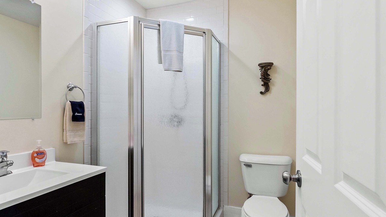 Photo of Bathroom in Kendall