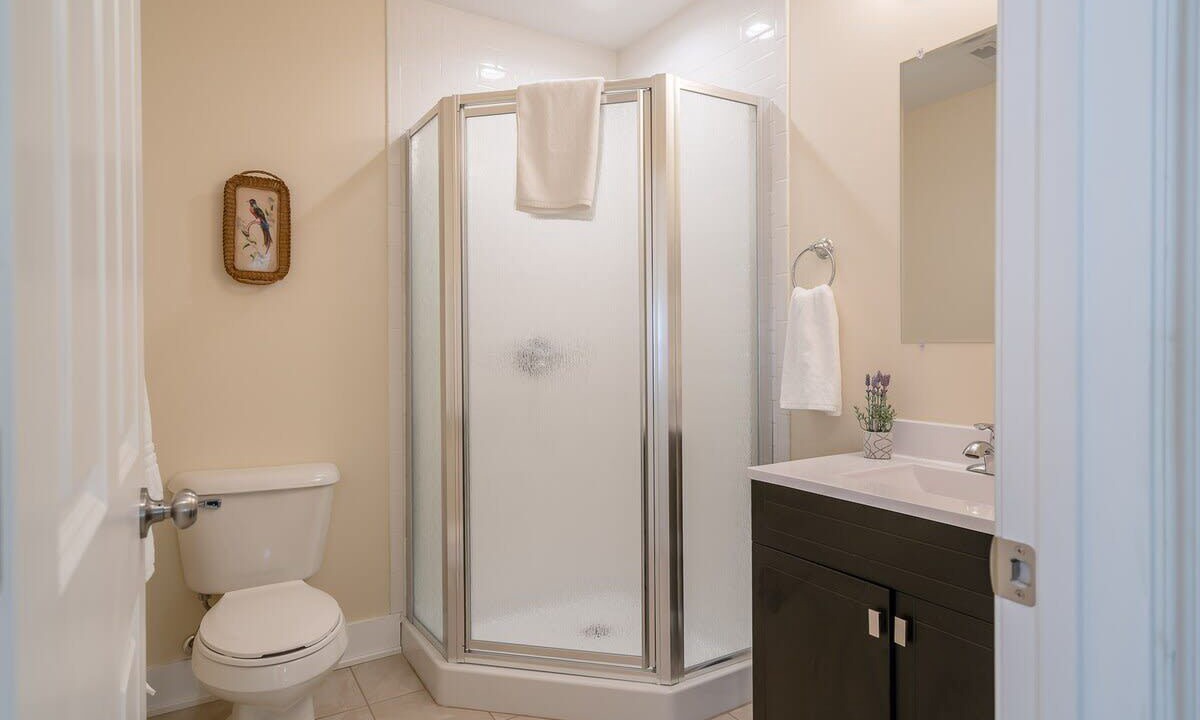 Photo of Bathroom in Kendall