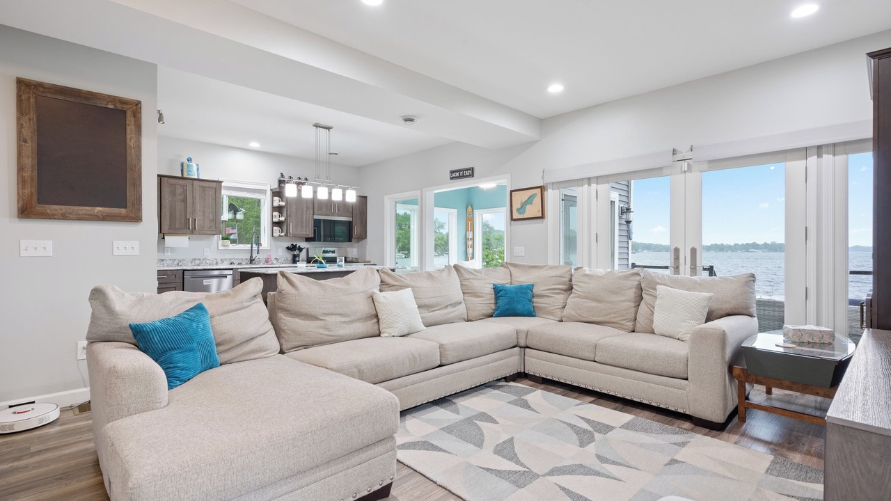 Photo of Livingroom in Lake Odessa