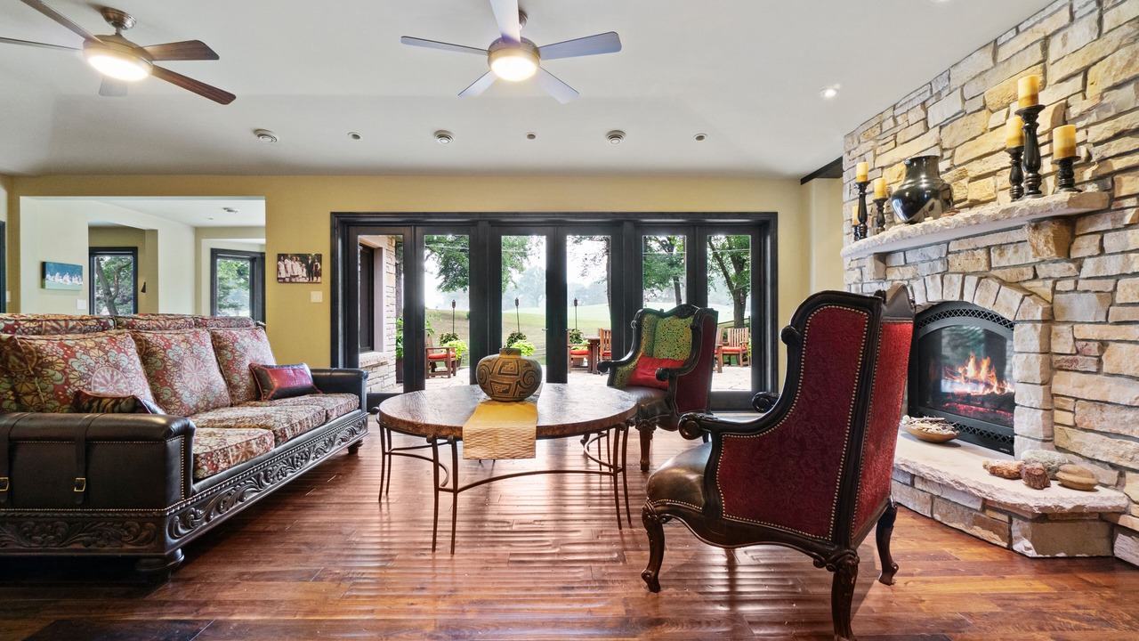 Photo of Livingroom in Minnetonka
