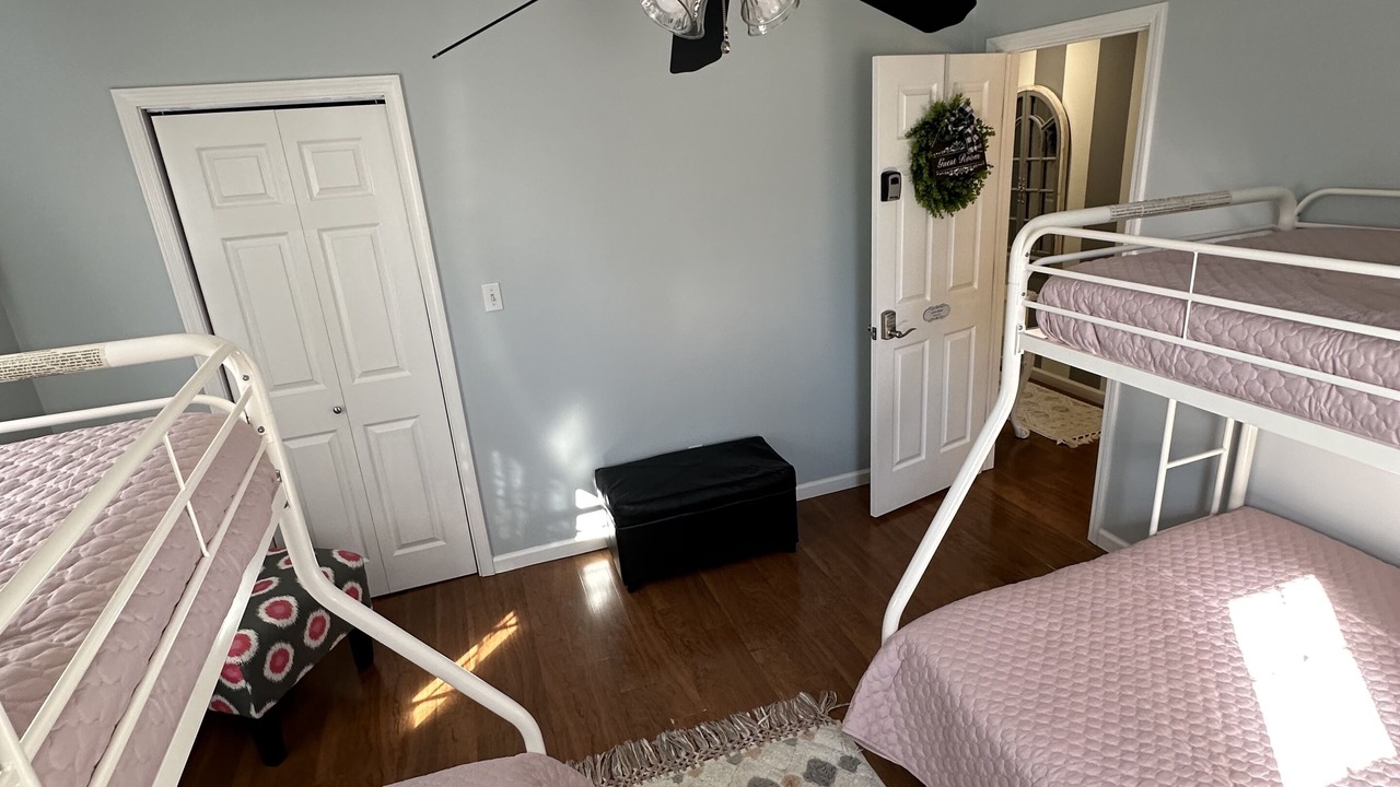 Photo of Bedroom in Auburn Hills