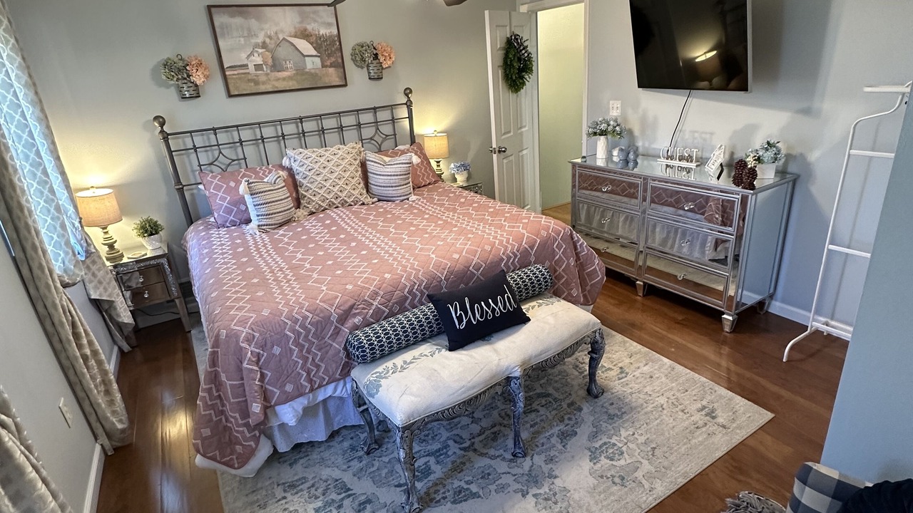 Photo of Bedroom in Auburn Hills