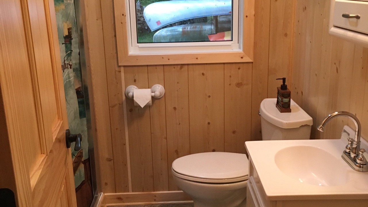 Photo of Bathroom in Palisade
