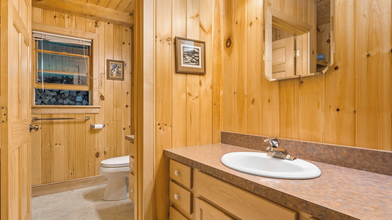 Photo of Bathroom in Jericho