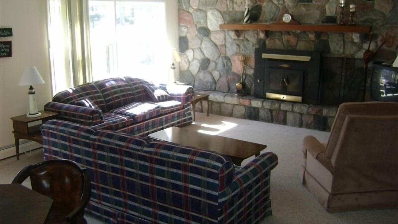 Photo of Livingroom in Cheboygan