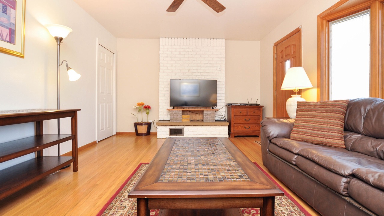Photo of Livingroom in Kutzky Park