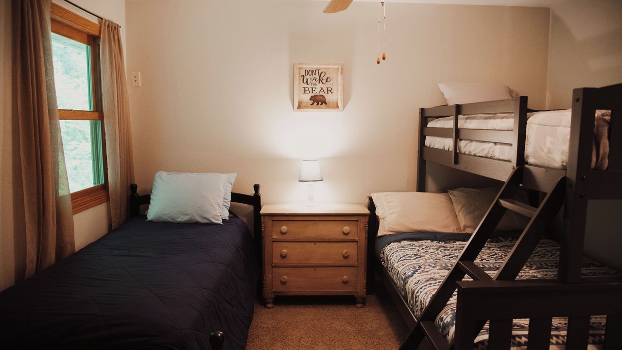 Photo of Bedroom in Lansing