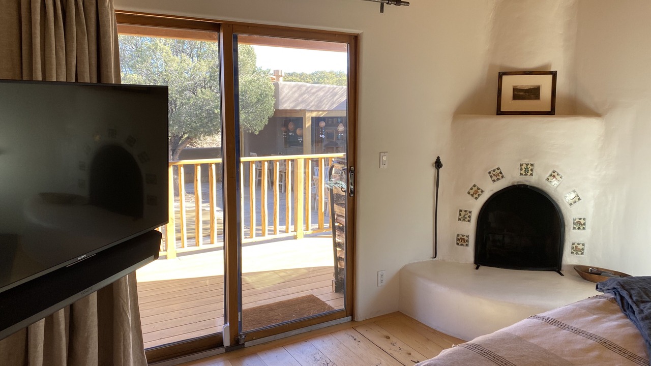 Photo of Livingroom in West Alameda