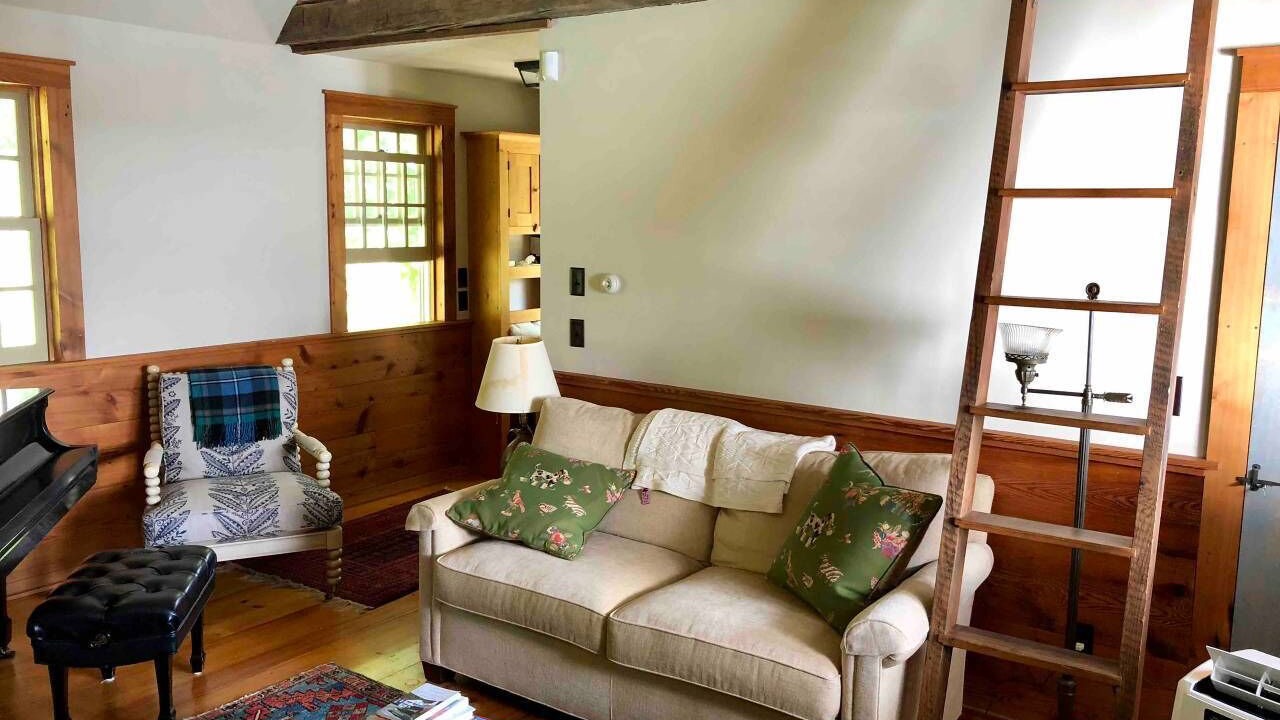 Photo of Livingroom in Corinth