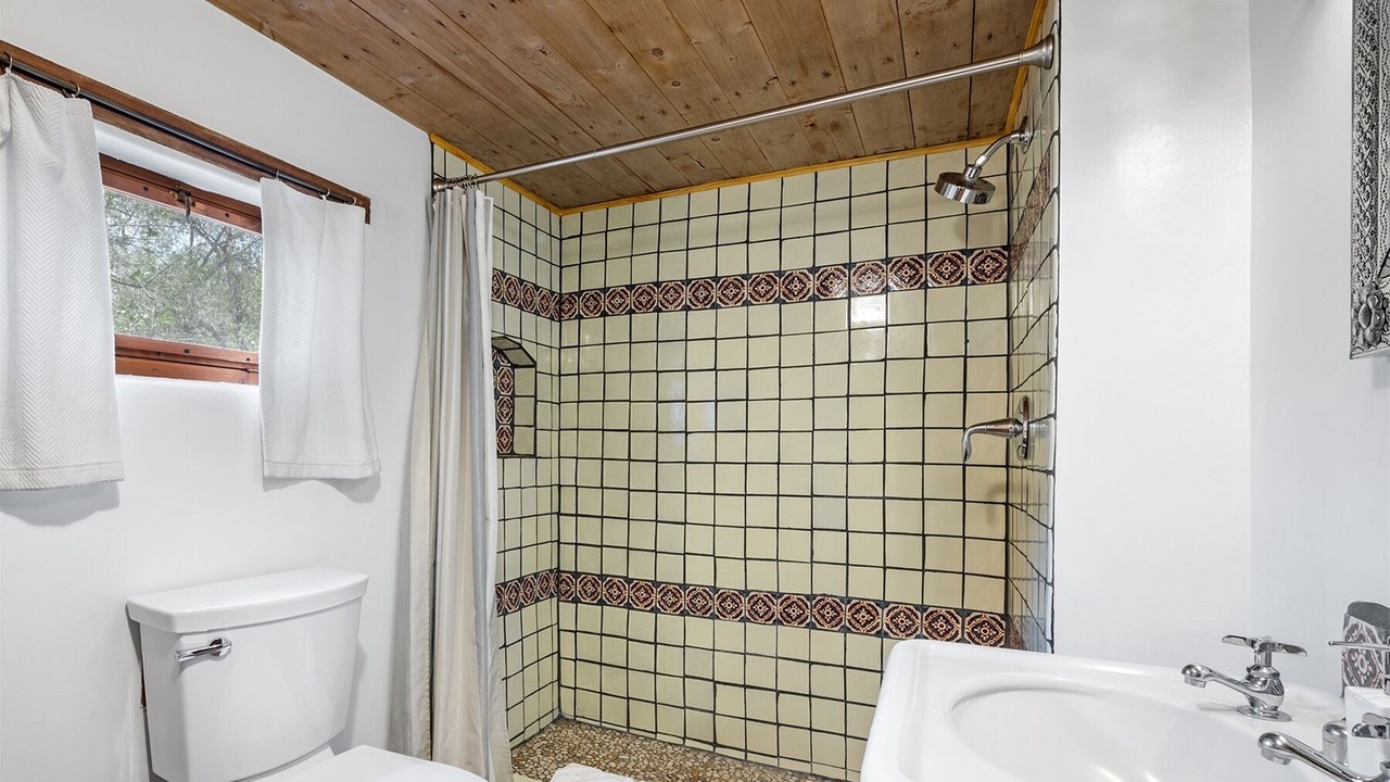 Photo of Bathroom in Historic Eastside