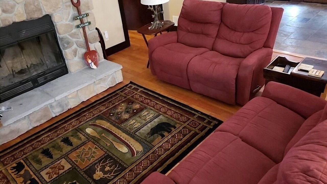 Photo of Livingroom in Bolton Landing