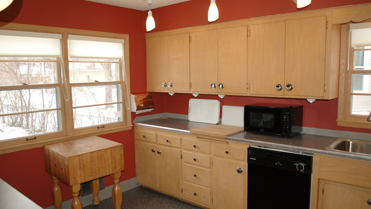Photo of Kitchen in Macalester - Groveland
