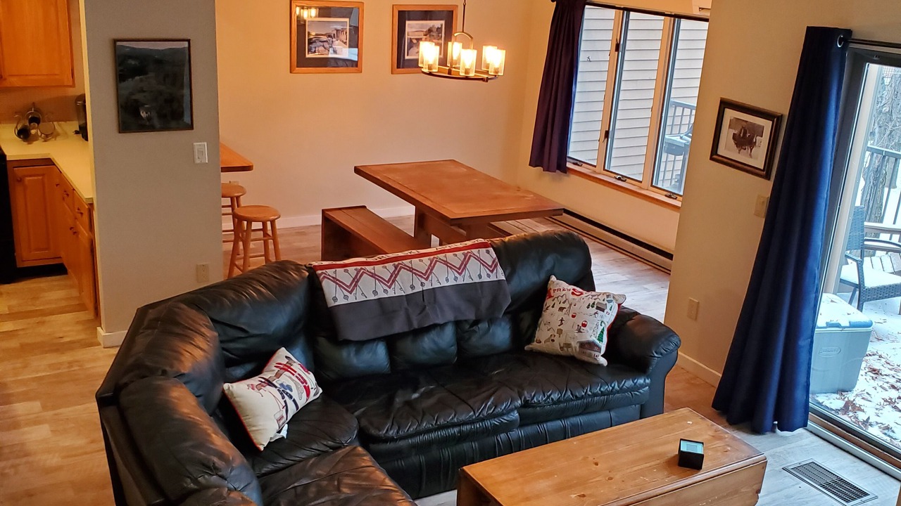 Photo of Livingroom in West Hartford