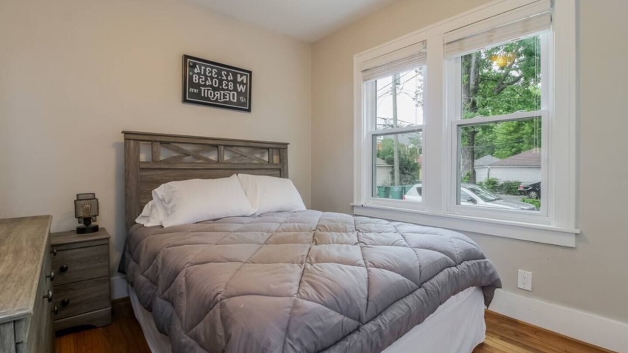 Photo of Bedroom in Grosse Pointe