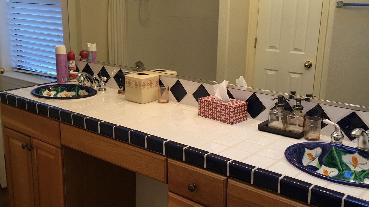 Photo of Bathroom in Canada de los Alamos
