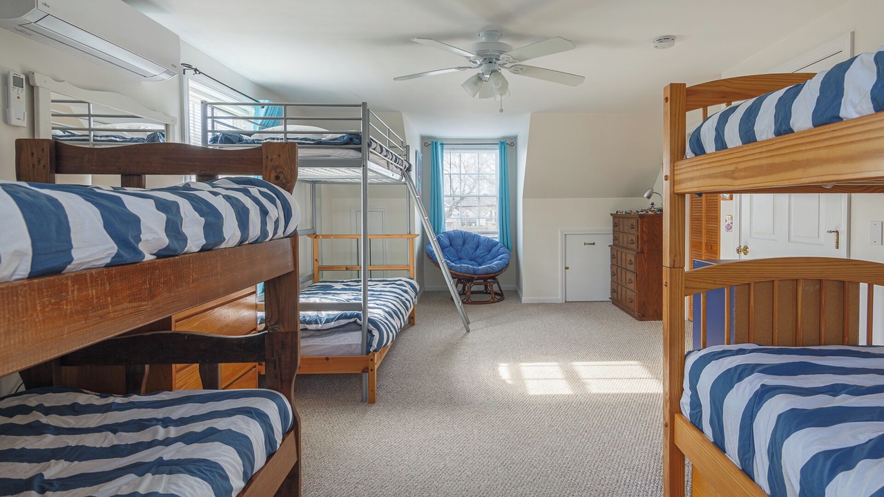 Photo of Bedroom in Old Lyme