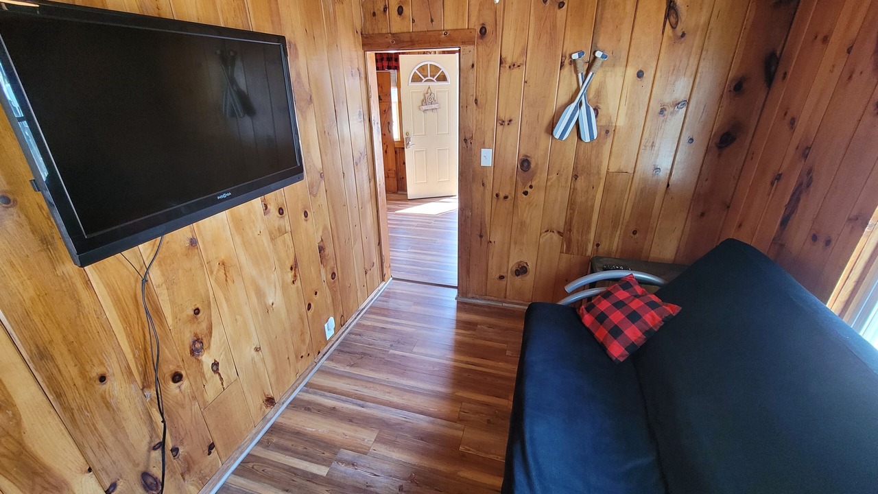 Photo of Livingroom in Alton