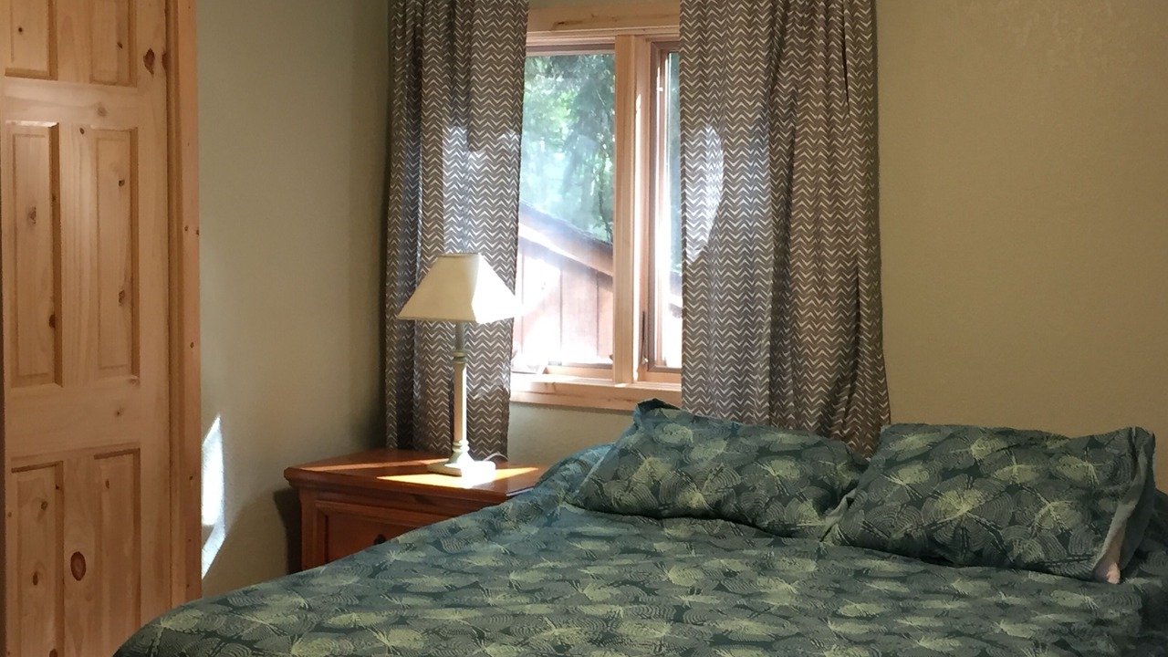 Photo of Bedroom in Siren