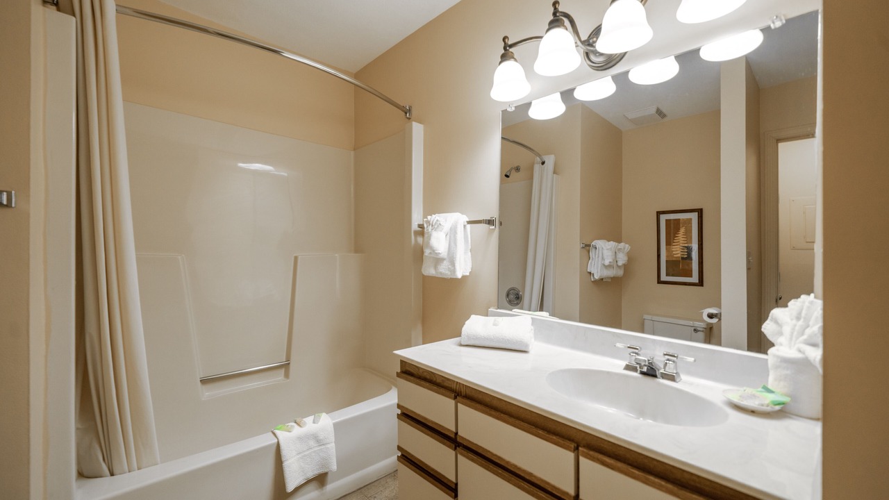 Photo of Bathroom in Cable