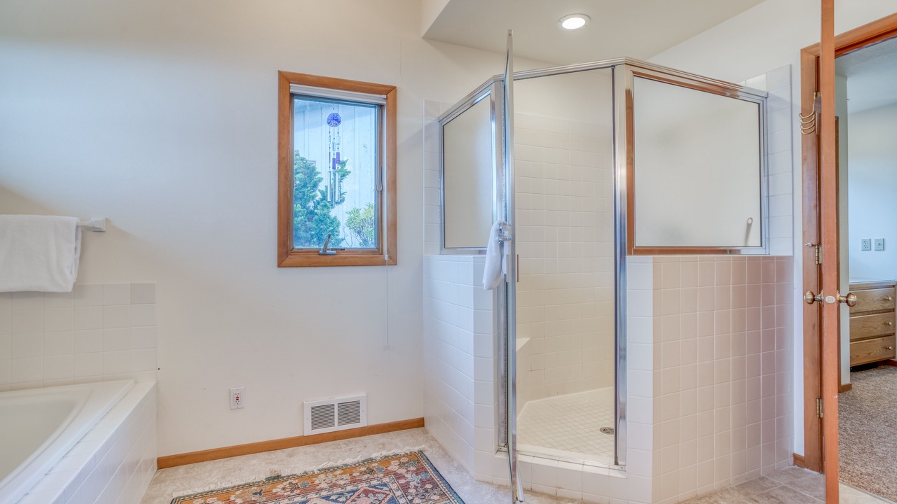 Photo of Bathroom in Seal Rock