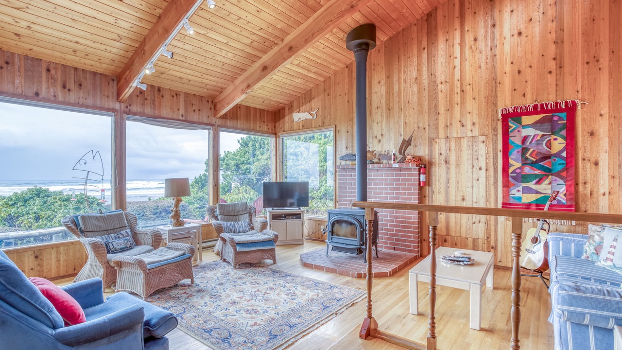 Photo of Livingroom in Seal Rock