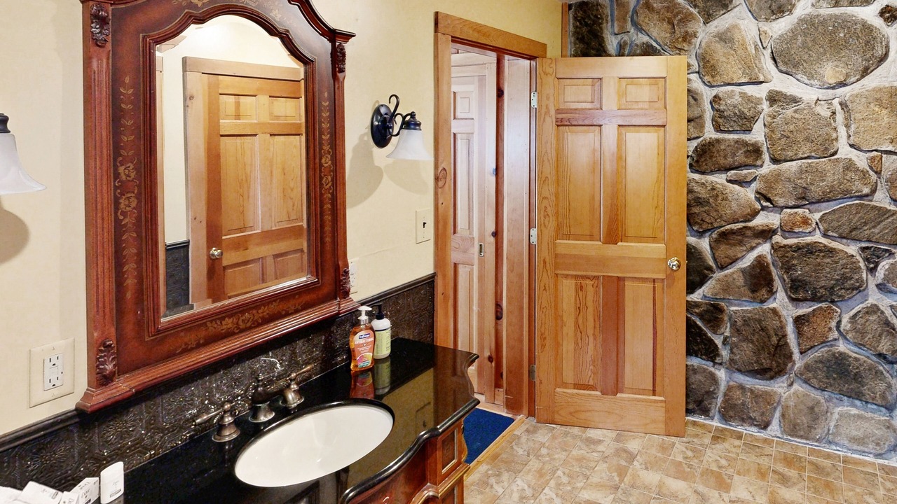Photo of Bathroom in Londonderry