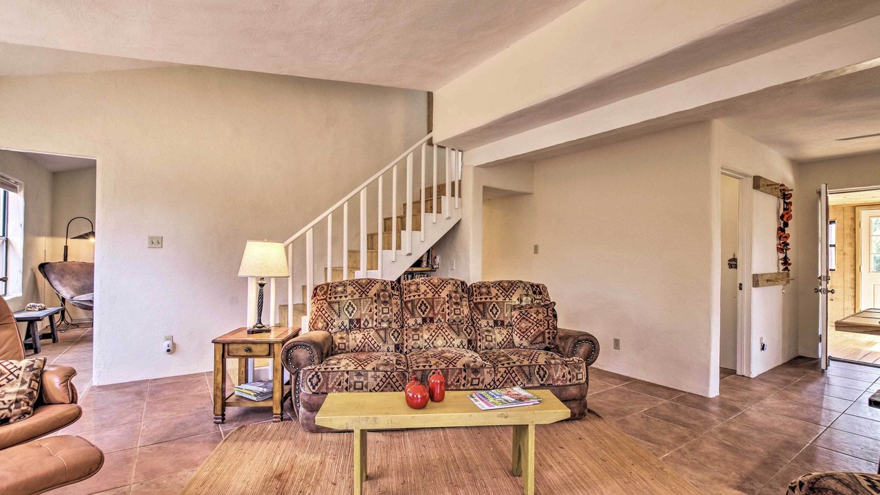 Photo of Livingroom in Rowe
