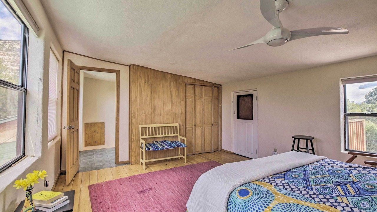 Photo of Bedroom in Rowe