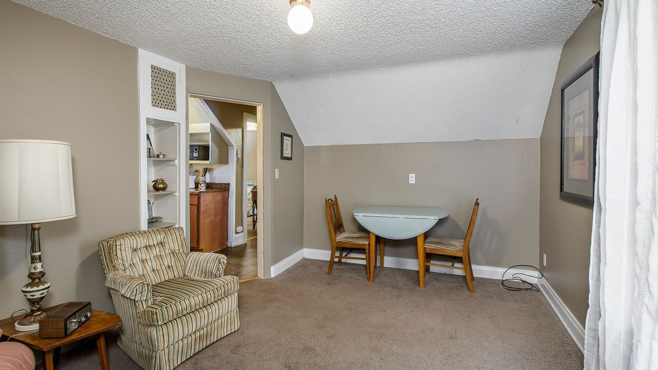 Photo of Livingroom in Northrup