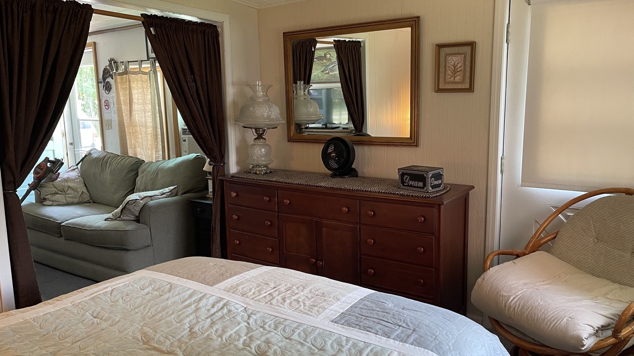 Photo of Bedroom in Cape Vincent
