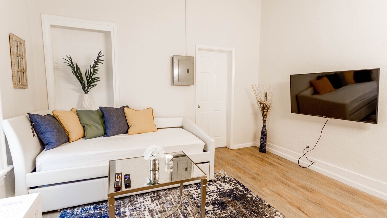 Photo of Livingroom in Kutzky Park