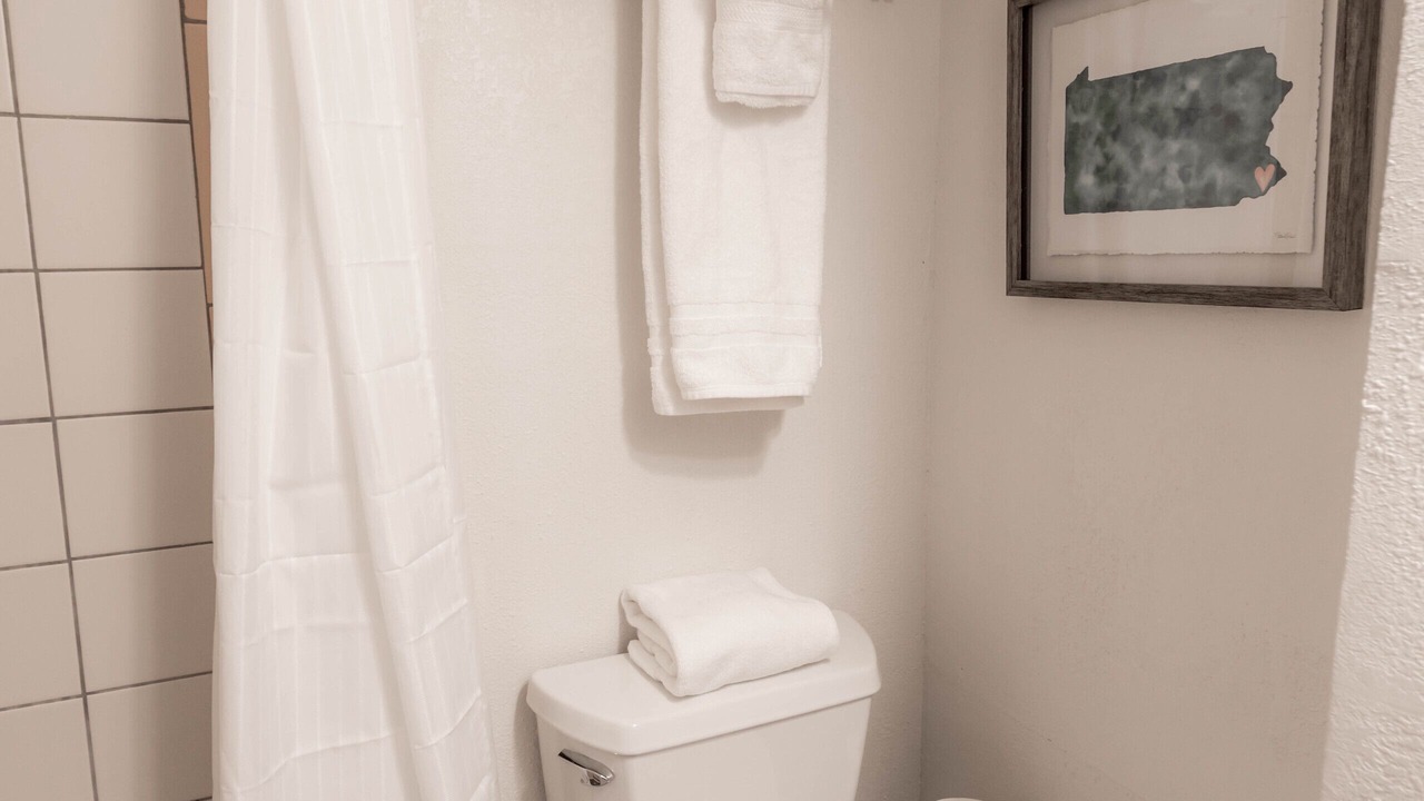 Photo of Bathroom in Kutzky Park