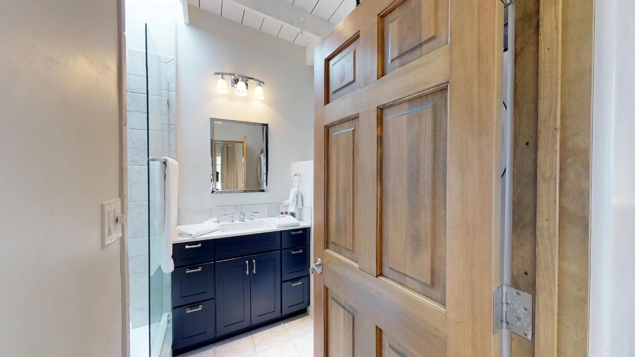 Photo of Bathroom in Historic Eastside