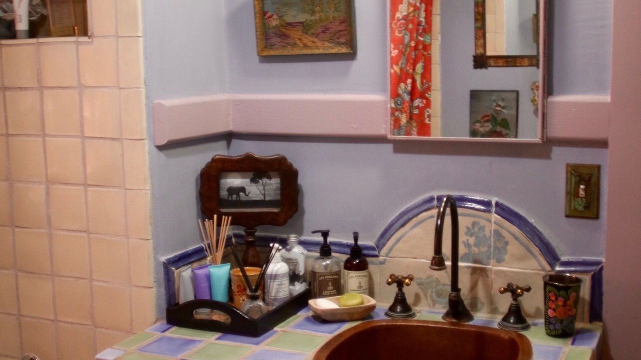 Photo of Bathroom in Tesuque