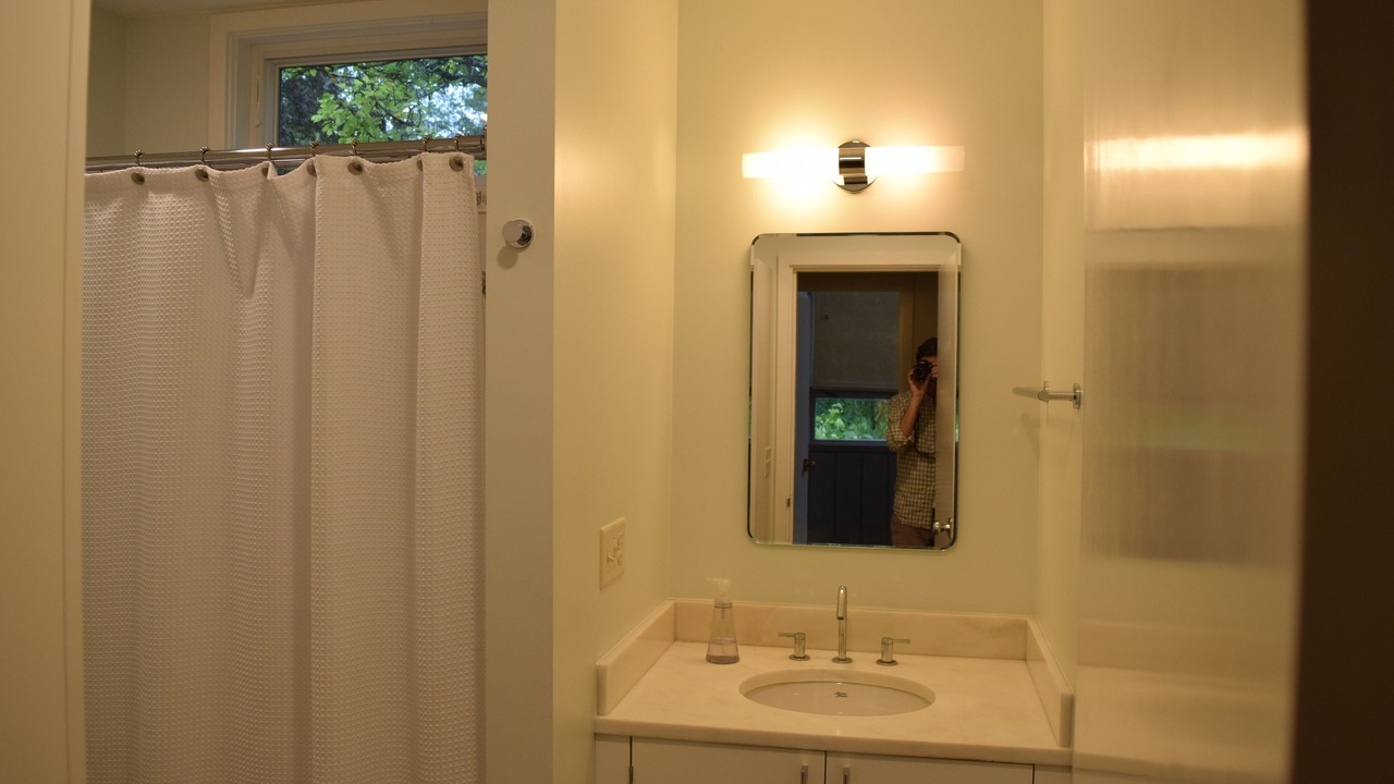 Photo of Bathroom in Williamstown