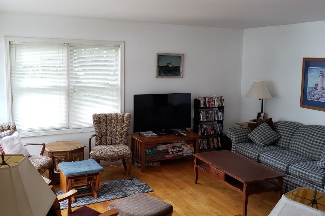 Photo of Livingroom in Alburg