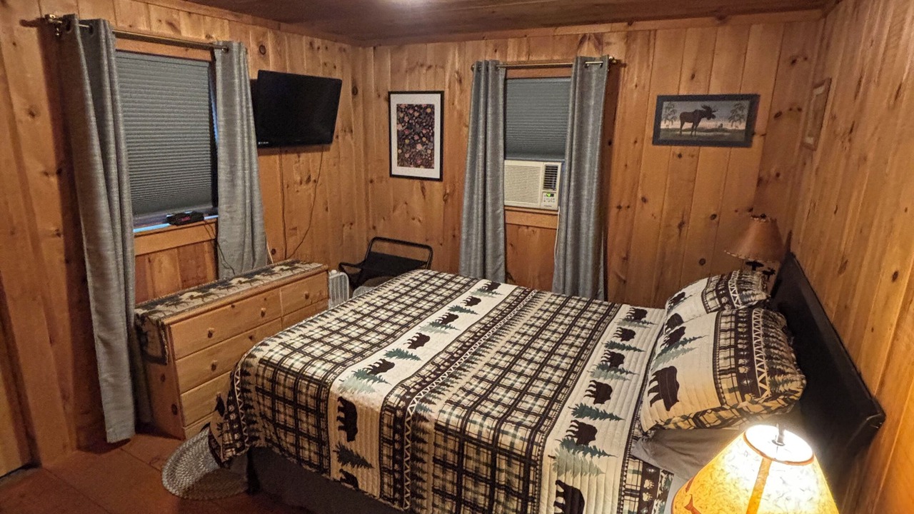 Photo of Bedroom in Lunenburg