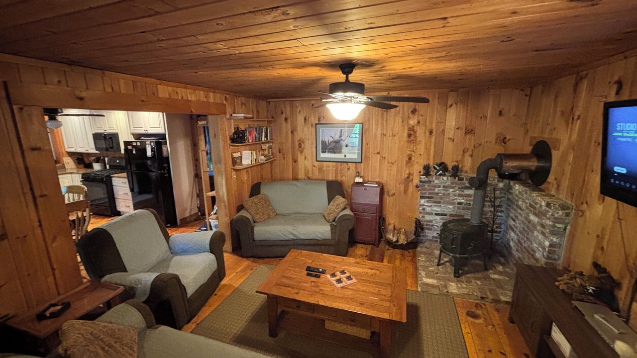 Photo of Livingroom in Lunenburg