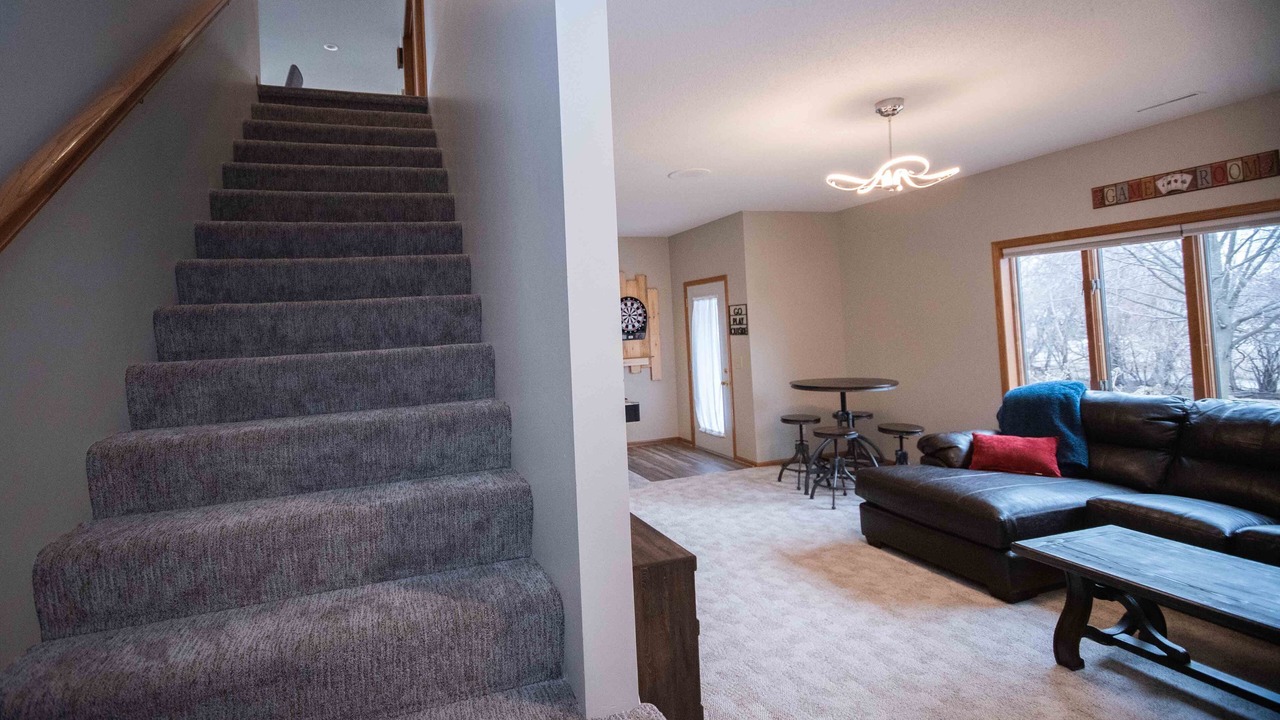Photo of Livingroom in Madison Lake