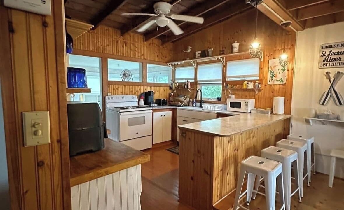 Photo of Kitchen in Brier Hill