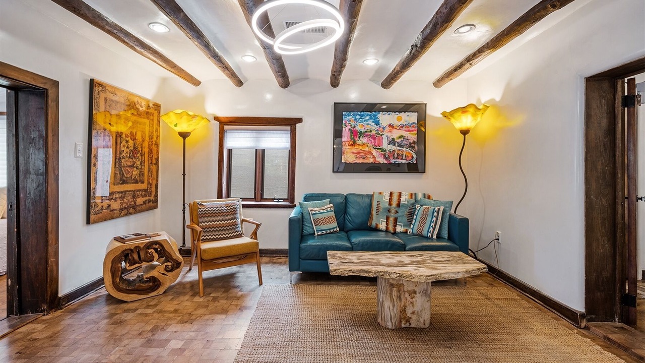 Photo of Livingroom in Tesuque