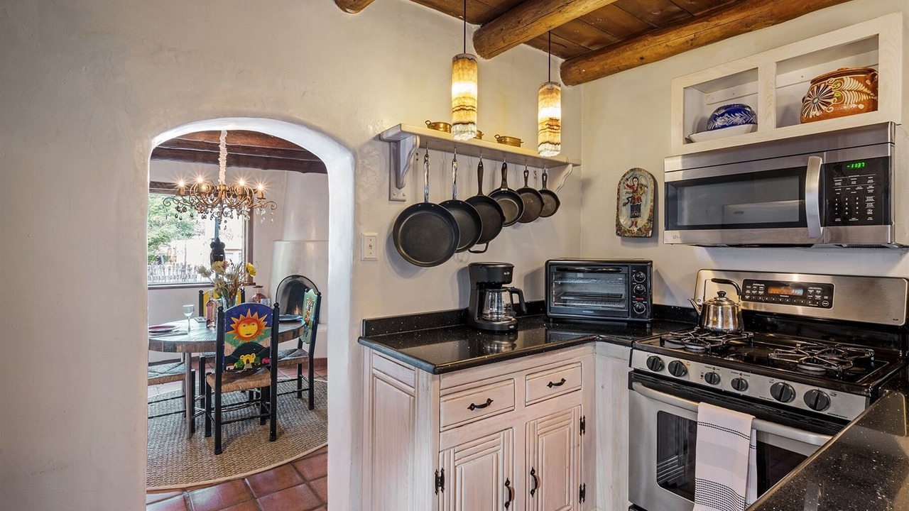 Photo of Kitchen in Tesuque