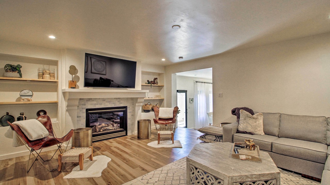 Photo of Bedroom in North Valley