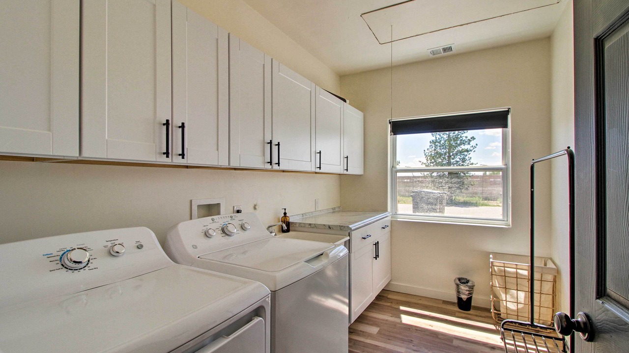 Photo of Bedroom in North Valley