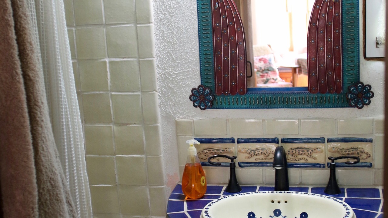 Photo of Bathroom in Tesuque